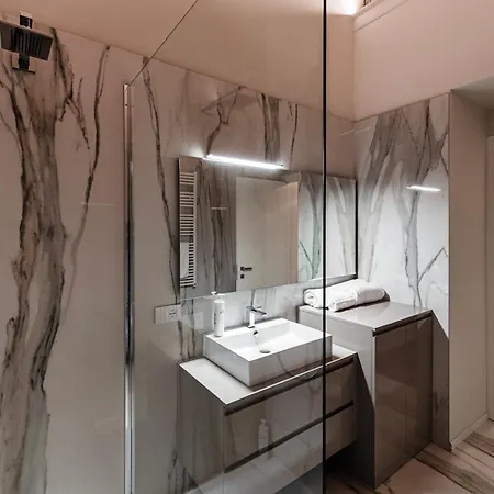 Apartment Gelso D'oro - By Myhomeincomo